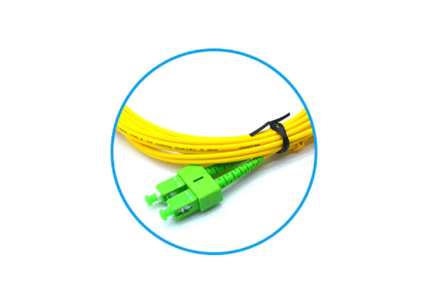 The best insertion loss and return loss  ensure stable signal transmission and  network security.Good thermal stability,  high hardness, strong environmental  adaptability.