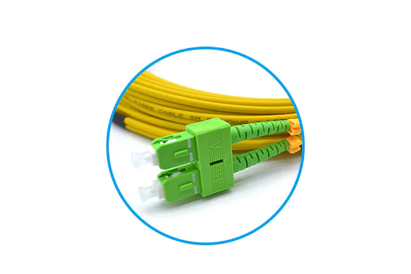 The best insertion loss and return loss  ensure stable signal transmission and  network security.Good thermal stability,  high hardness, strong environmental  adaptability.